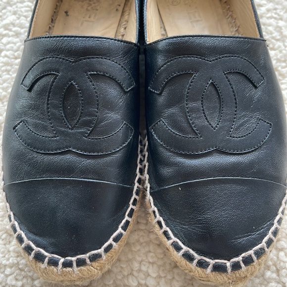 CHANEL Espadrilles Black Leather - Picture 3 of 5